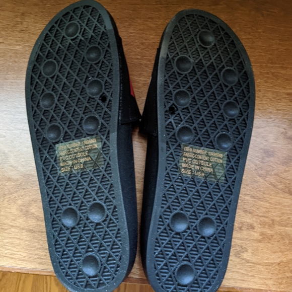 Torrid Mickey mouse Slide sandals - Picture 2 of 3